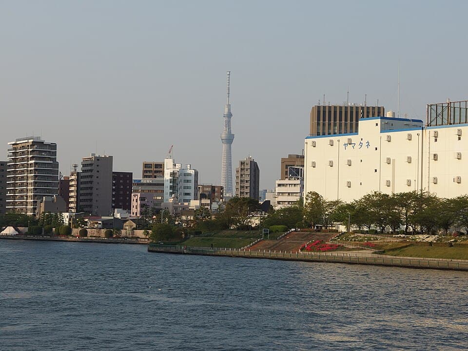 Tsukishima